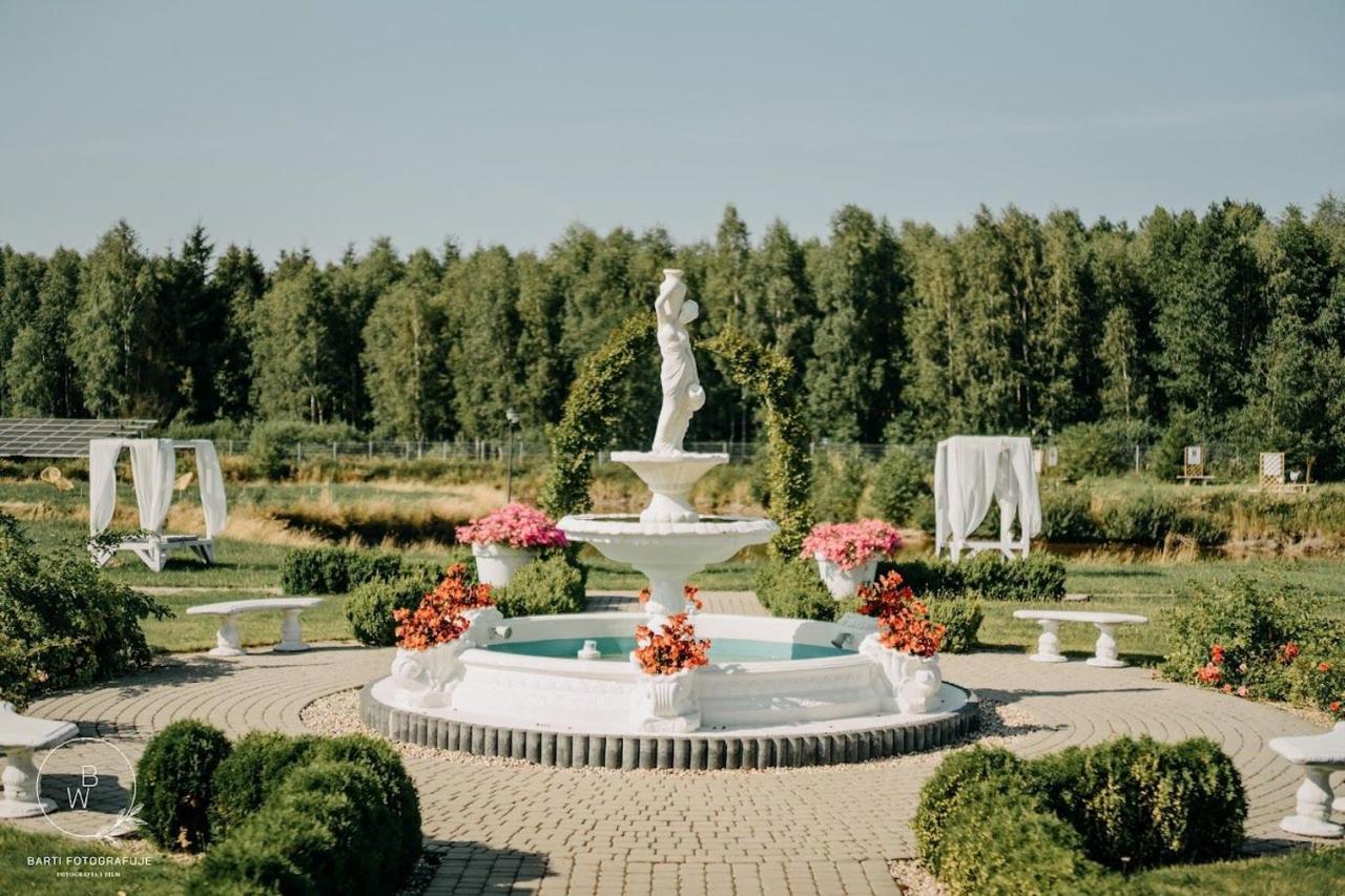 Parisel Palace Centrum Konferencyjno-Wypoczynkowe Klimki Pod Lukowem Esterno foto