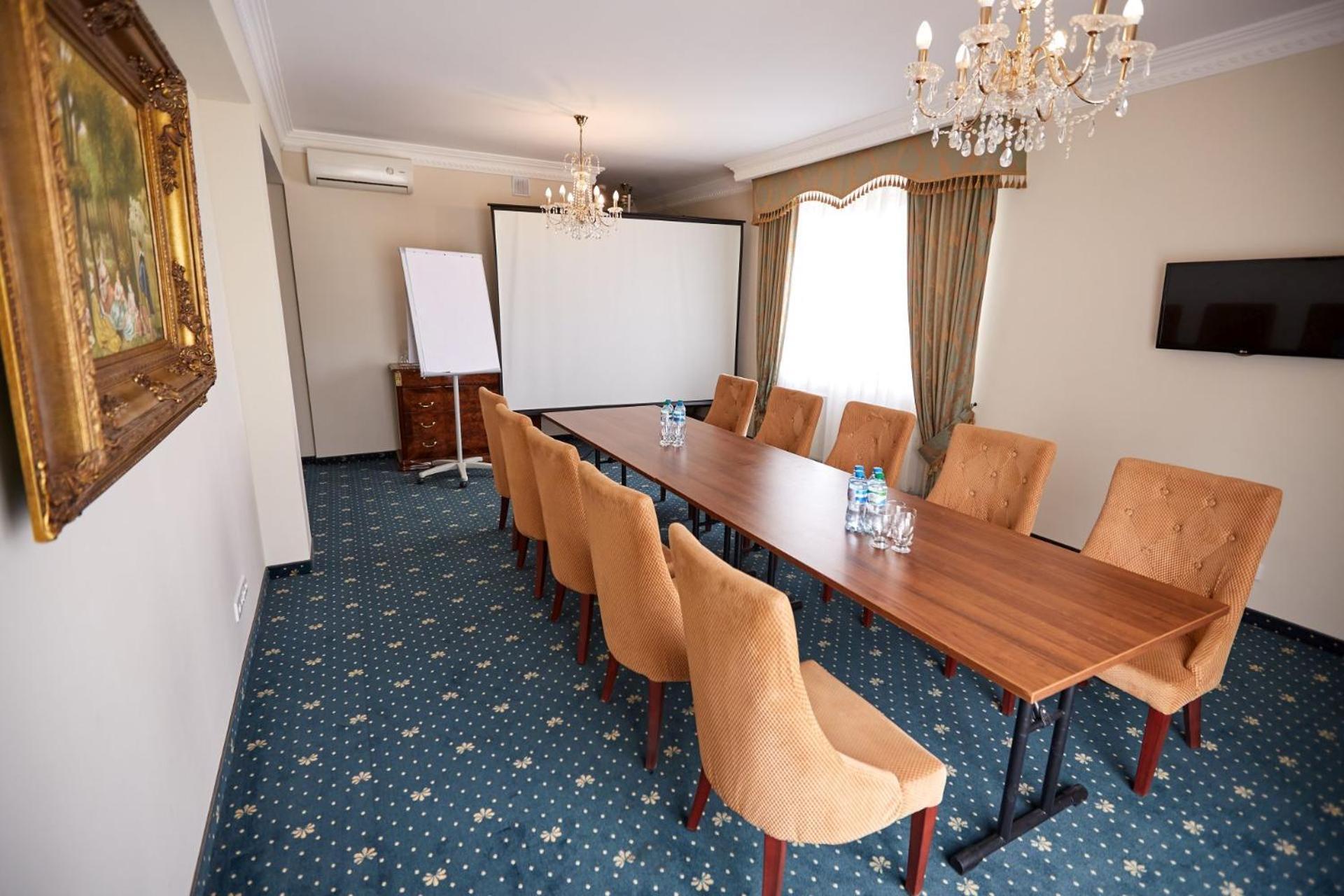 Parisel Palace Centrum Konferencyjno-Wypoczynkowe Klimki Pod Lukowem Esterno foto