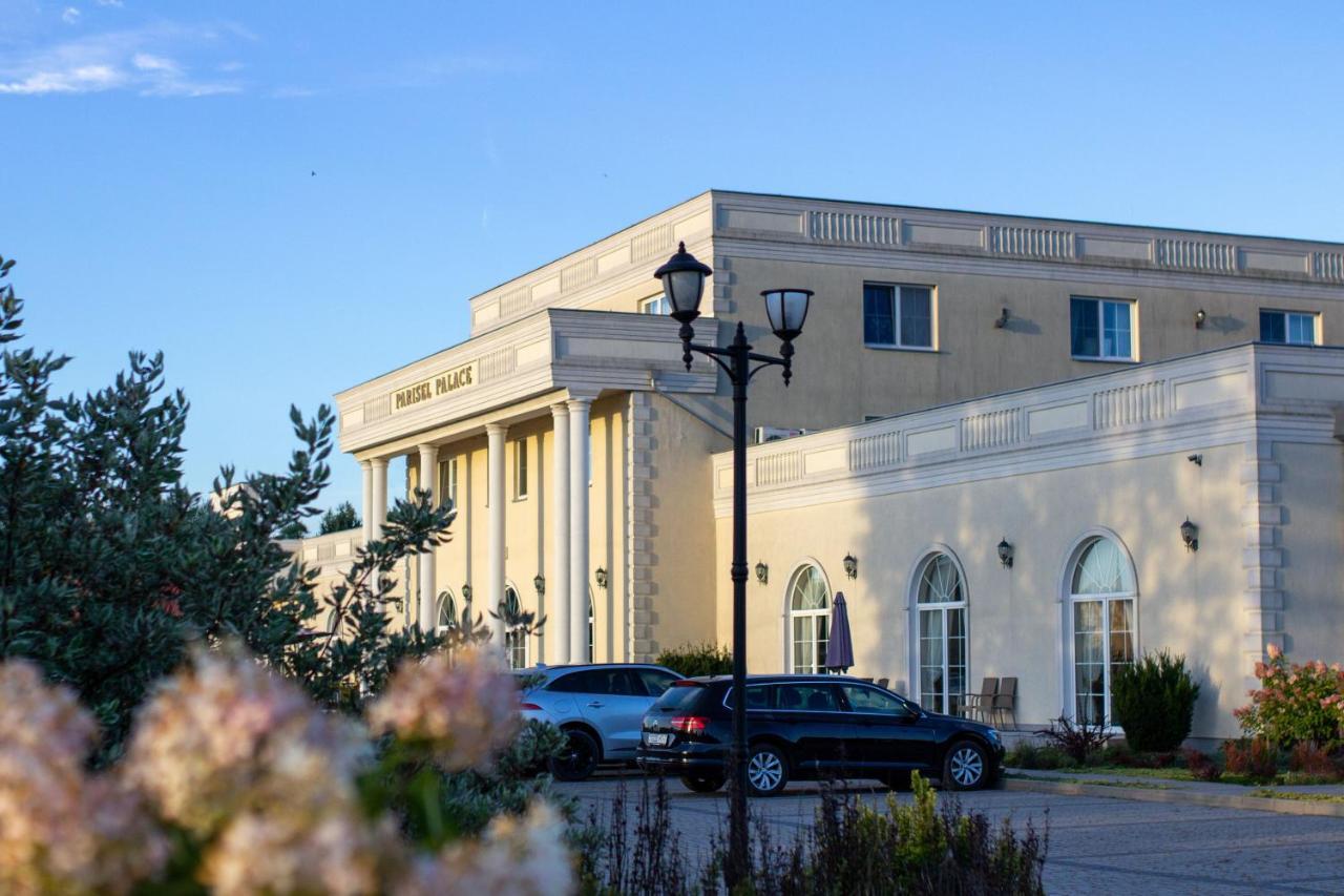 Parisel Palace Centrum Konferencyjno-Wypoczynkowe Klimki Pod Lukowem Esterno foto